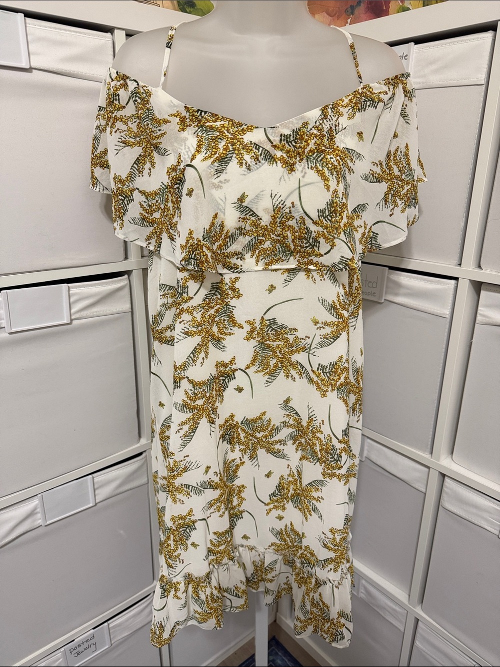 NWT Kori light flowy off shoulder printed Dress